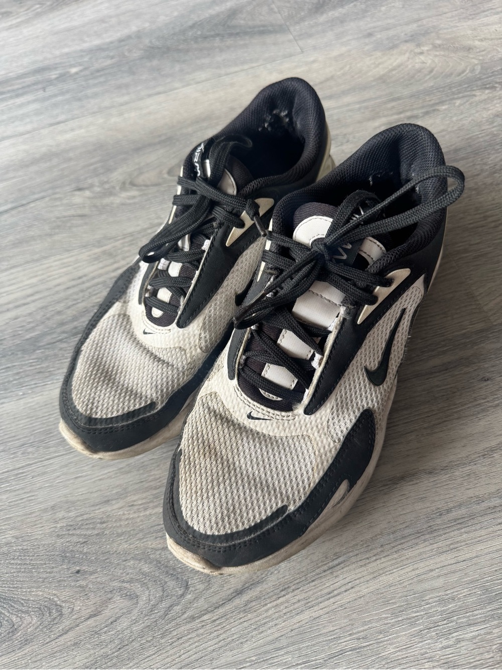 Nike Max Bolt Sneakers (WELL WORN)